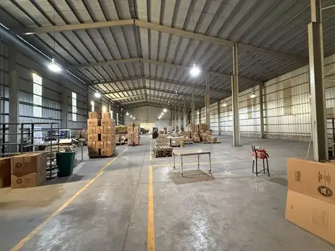 Galpon en Alquiler en Alvear, USD 4