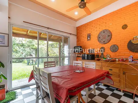 Casa en Venta en Castelar Norte, USD 240.000