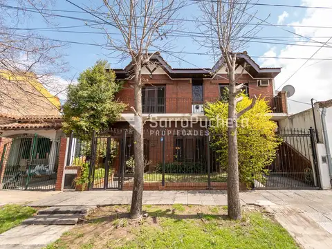Venta casa 4 ambientes en Castelar Norte