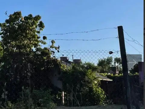 Avenida Capitán Olivera y 129