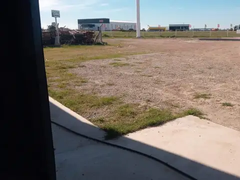 Galpon en Alquiler en Alvear, USD 1.600