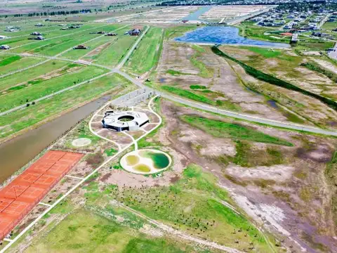 Terreno en Venta 20  mts Frente