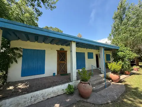 VENTA CASA 4 AMBIENTES AL RIO - ZARATE, CAMPANA