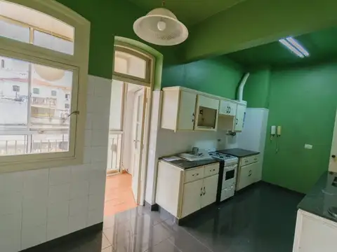 Departamento 4 ambientes con 2 baños