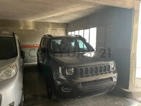 Venta cochera en edificio en Belgrano