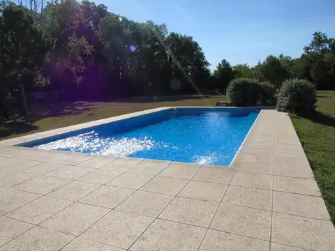 Casa en Venta en Villa Elisa, USD 650.000