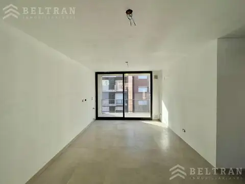 Mitre al 1588. Un dorm + habitación comodín.