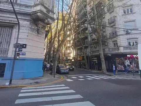 UN AMBTE FTE  BALCON EXCEL UBICAC COC INTEGRADA  BAÑO CPTO