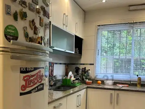 BALDOMERO FERNANDEZ MORENO 2300, Piso 0