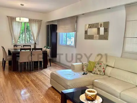 BALDOMERO FERNANDEZ MORENO 2300, Piso 0