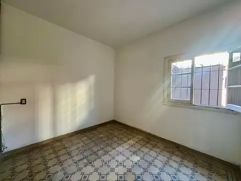 CASA CON DEPARTAMENTO INDEPENDIENTE