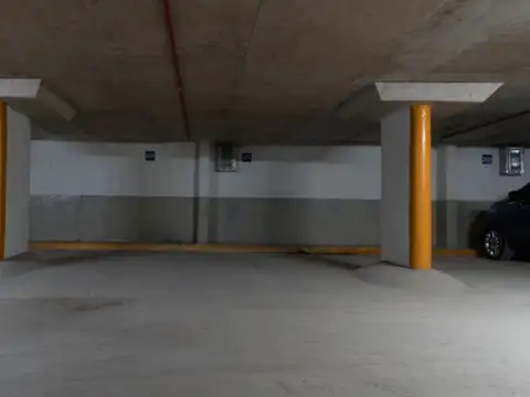 VENTA DE COCHERA EN SAN NICOLÁS