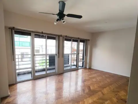 MONOAMBIENTE DIVISIBLE, BALCON Y VISTAS  ,APTO PROFESIONAL