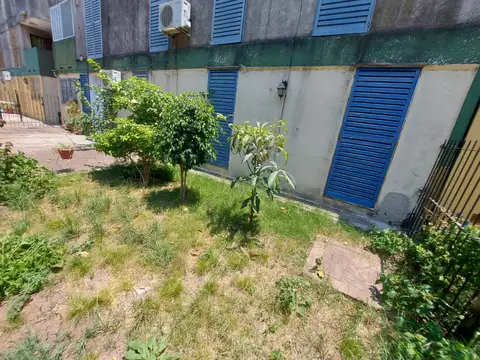 Leon Gallo 3000, Piso pb