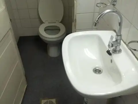 Galpón en alquiler - Cocheras - Villa Pueyrredón