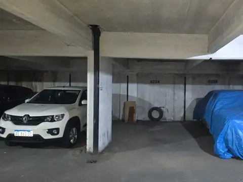 cochera Rioja  al 600