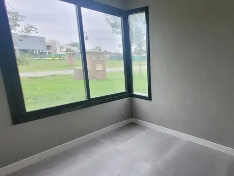 OPORTUNIDAD PROPIEDAD EN SOLAR DE ALVAREZ 