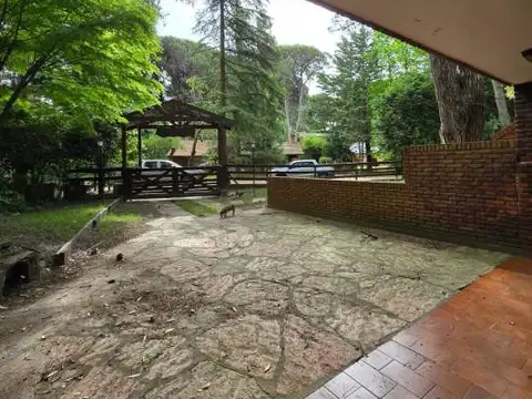 Casa en Alquiler Temporal en Carilo, $ 100