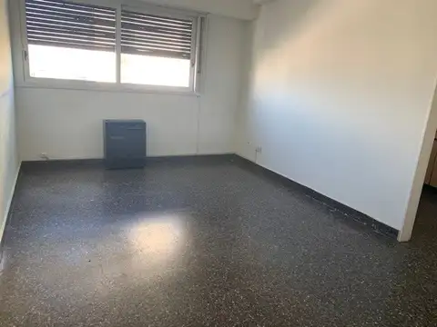 Av Rivadavia 14300, Piso 11