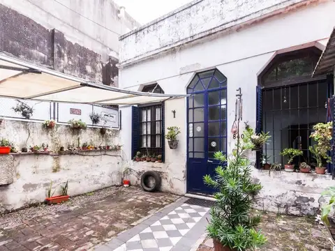 VENTA PH AL FRENTE CON COCHERA AVELLANEDA