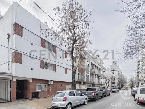 56 entre 19 y 20 1200, Piso 1