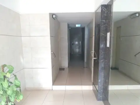 Tomas Antonio Valle 100, Piso PB