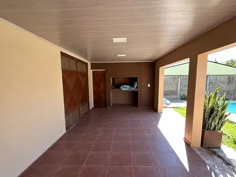 Casa en Venta con 1 cochera