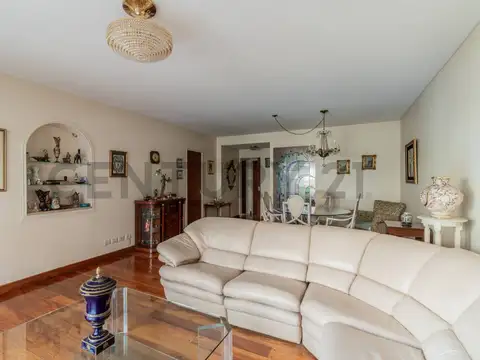 Departamento en Venta en Botanico, USD 360.000