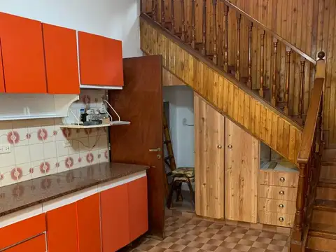Depto Tipo Casa en Venta 40 años