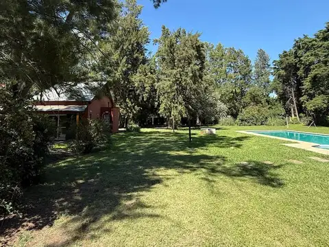 CASA EN VENTA - LOS CARDALES