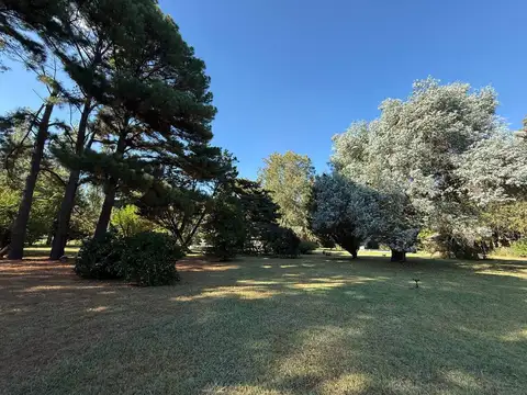 CASA EN VENTA - LOS CARDALES