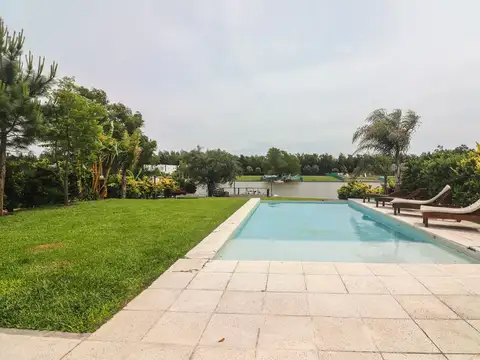 Casa en Venta de 5 dormitorios