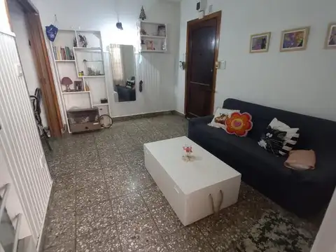 Depto Tipo Casa en Venta en Ciudad Jardin Del Palomar, USD 78.000