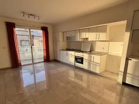 Departamento de categoría en pleno centro de Monte Grande