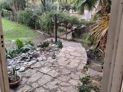 AV BERNABE MARQUEZ  al 4500