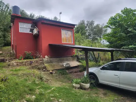 Casa 2 ambientes con 2 baños