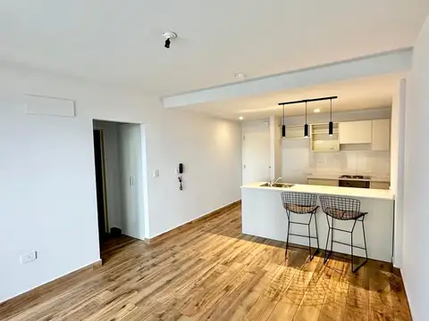 Calle 1º de Enero 2400