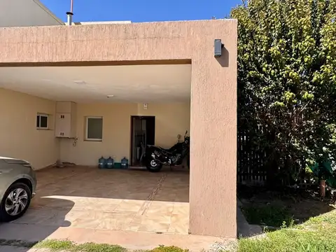 Casa en Venta en Juana Koslay, USD 239.999