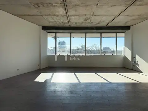 Oficina en Alquiler al Sur