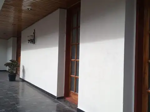 Depto Tipo Casa en Alquiler de 1 dormitorio