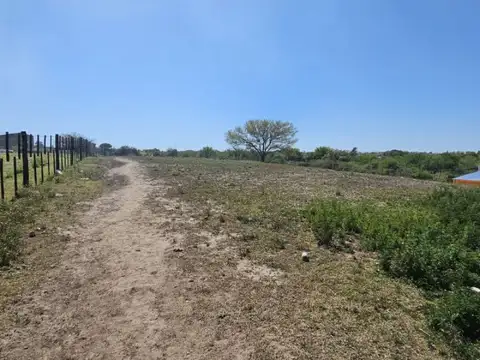 Terreno en Venta 40  mts Fondo