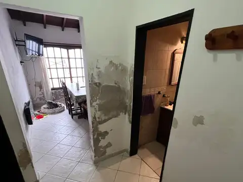 Casa 6 ambientes con 3 baños