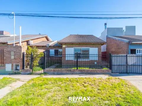 VENTA CASA APTA CREDITO ZELARRAYAN 3900