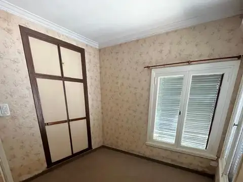 Casa en Alquiler con 1 cochera