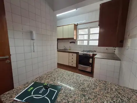 Departamento en Alquiler en Coghlan, $ 1.100.000