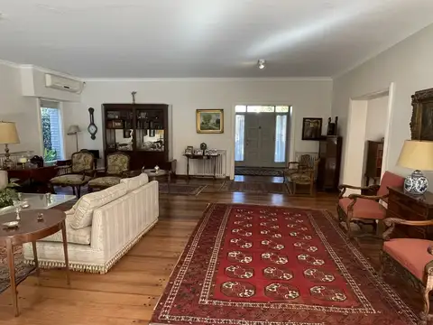 Casa en Venta con 1 cochera