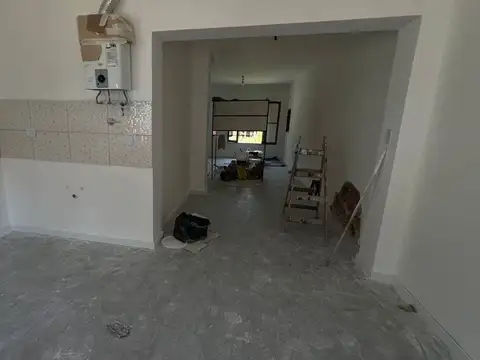 Depto Tipo Casa en Venta en Ciudad Jardin Del Palomar, USD 155.000