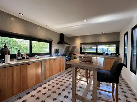 Avenida Jorge Newbery 5000