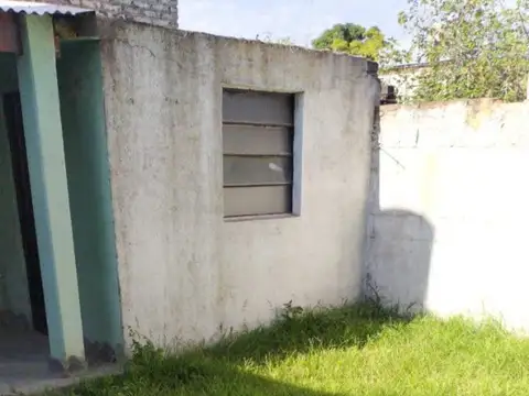 Venta: Casa 2 Dormitorios. Garaje. S Rafael 2800-VGG