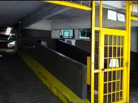 COCHERA FIJA DOBLE+BAULERA 2/AUTOS O CAMIONETA OP